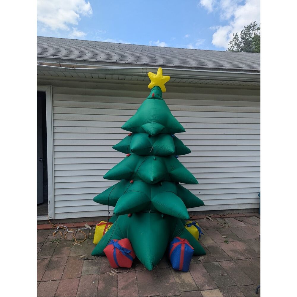 8 Foot Green Christmas Inflatable Tree with Multicolor Gift Boxes